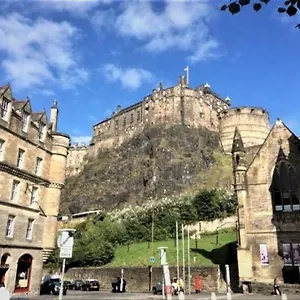 Kick Ass Grassmarket , إدنبرة المملكة المتحدة